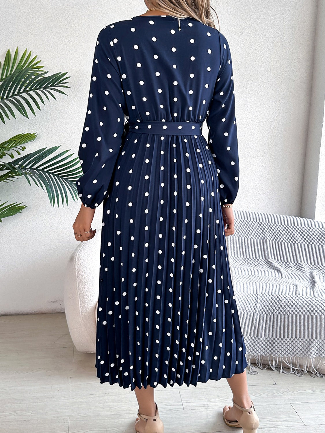 PERLA | Gestrikte polka dot midi-jurk met lange mouwen