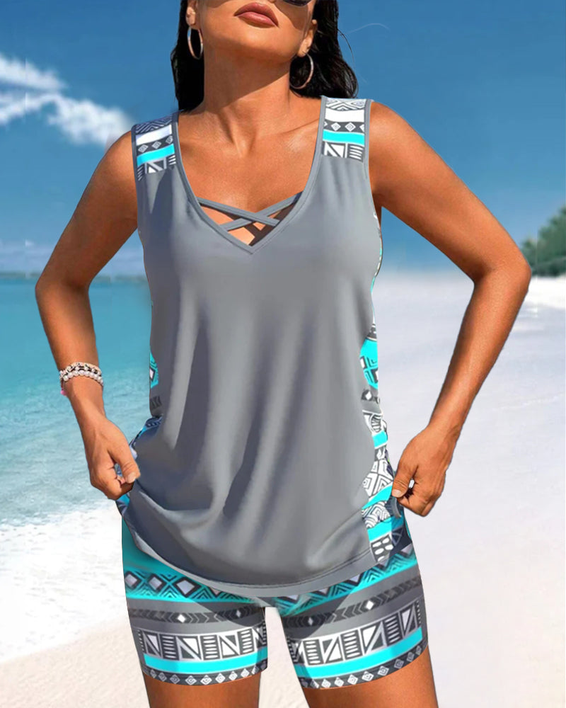 TALIA | Tankini met een geometrisch patroon en V-hals