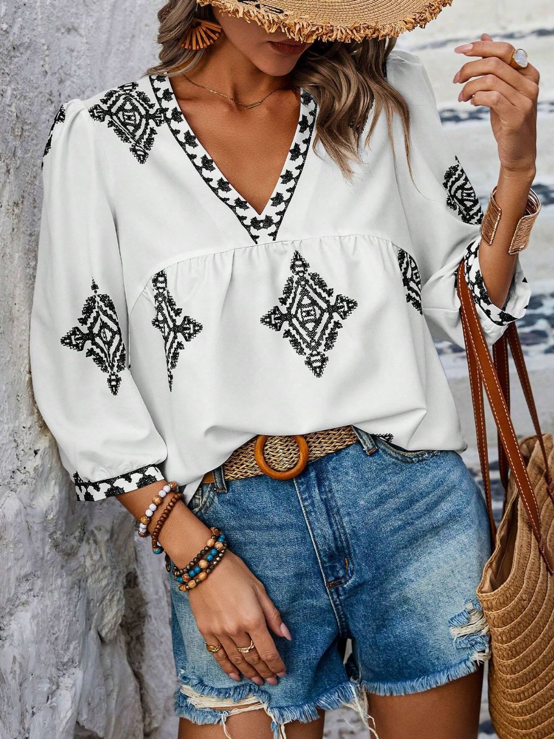 CHARLIE | Bedrukte driekwart mouwen blouse met V-hals