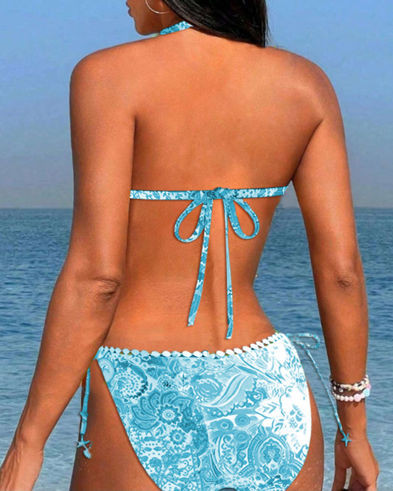 FANTASIA | Halterbikini met kleurrijk patchwork- en kanten ontwerp