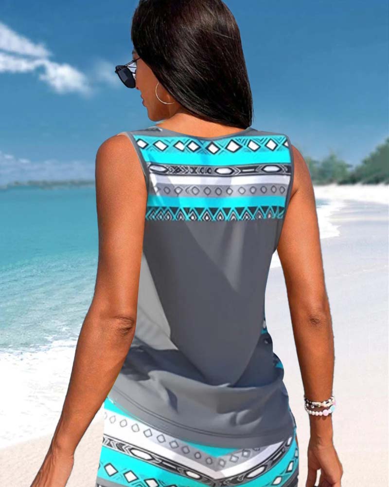 TALIA | Tankini met een geometrisch patroon en V-hals